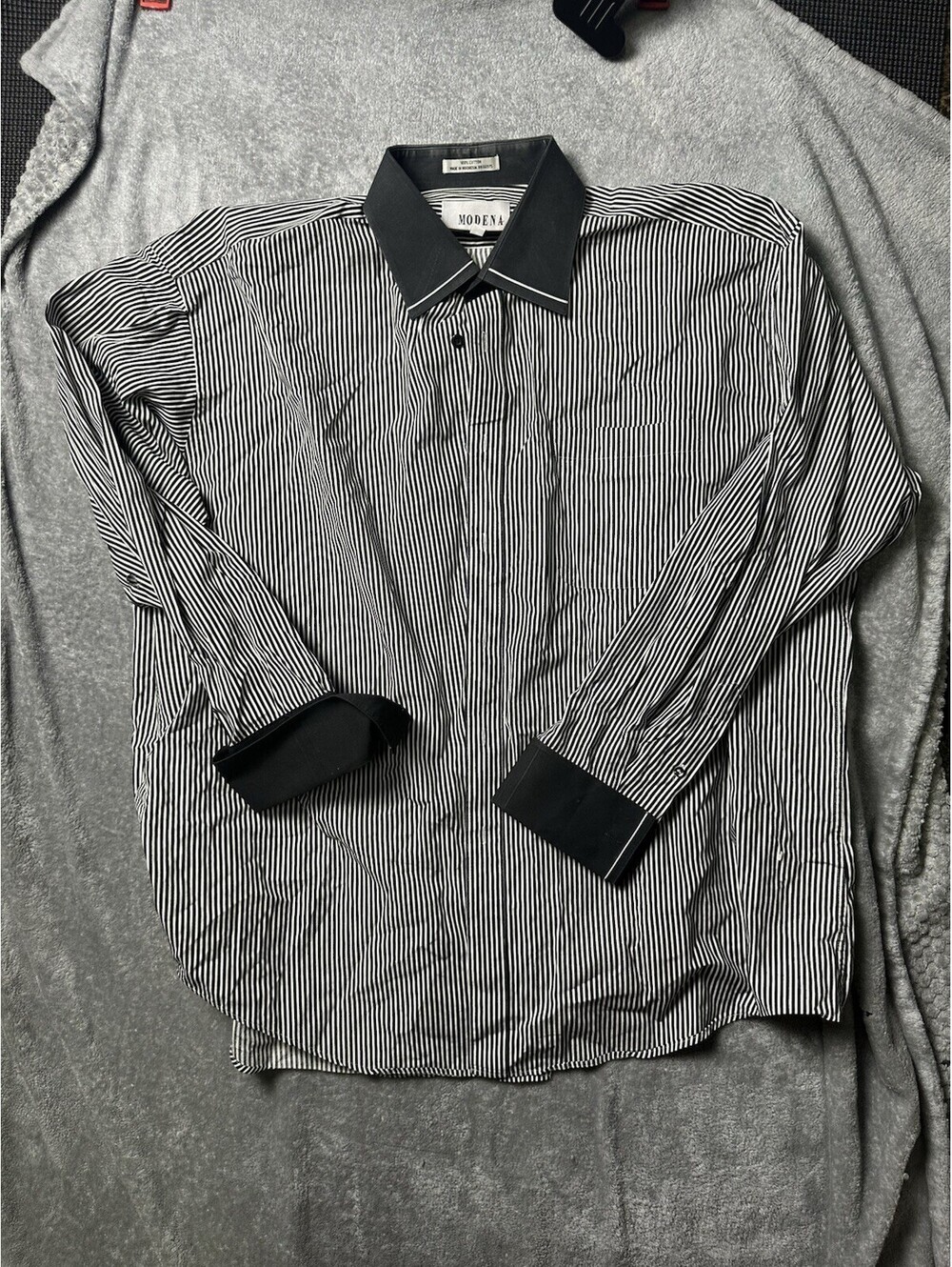 Modena Big 20 34/35 Y2K Black White Pinstripe Contrast Collar Dress Shirt
